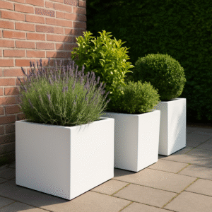 Witte-plantenbakken-voor-buitengebruik